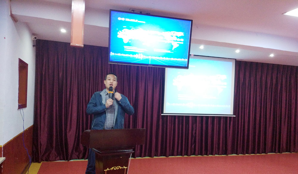 �Ї������B�i�߷�Փ���ؑc�֕��A�M��Ļ